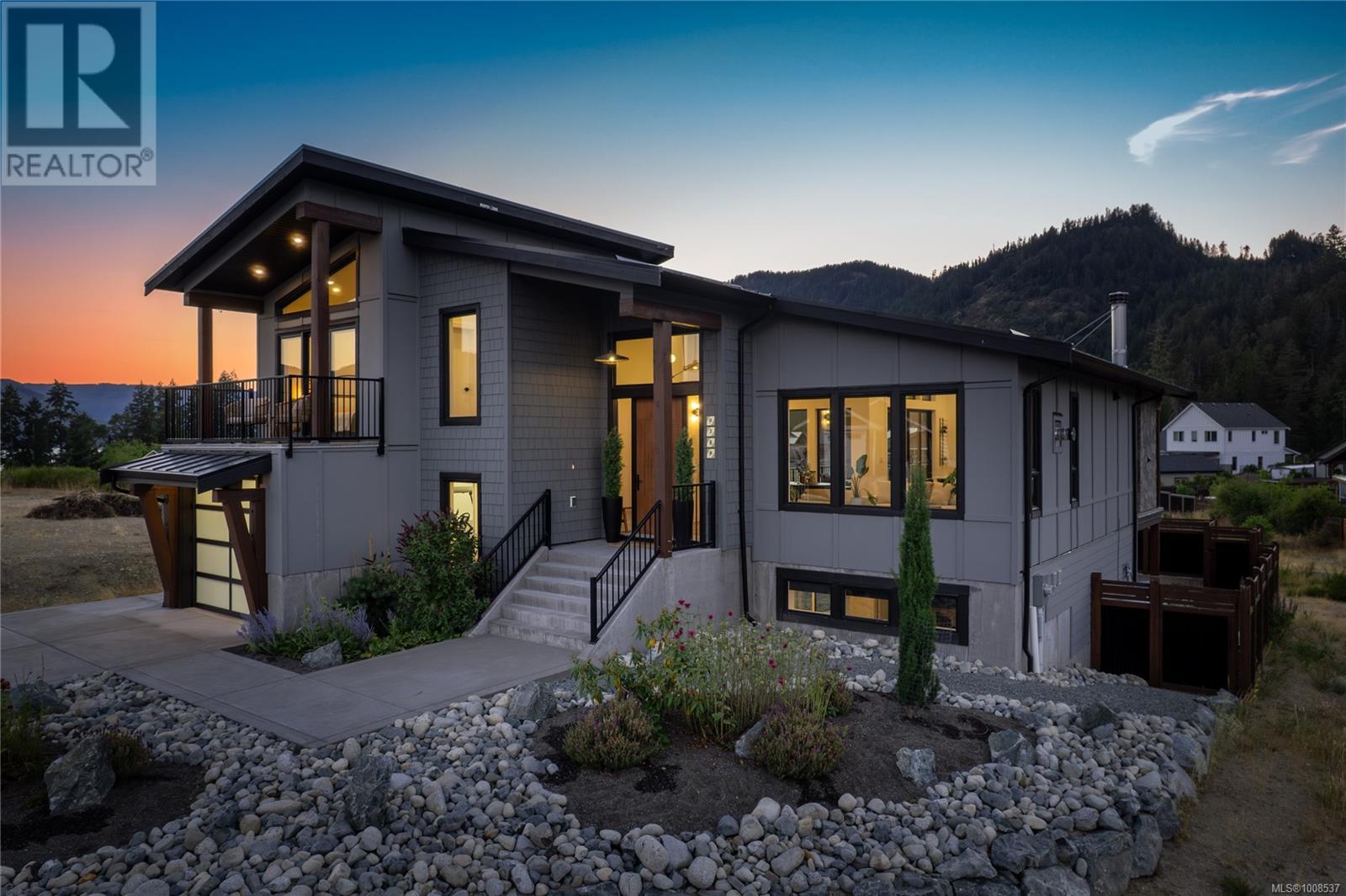 9389 Lakefront Rise, Lake Cowichan