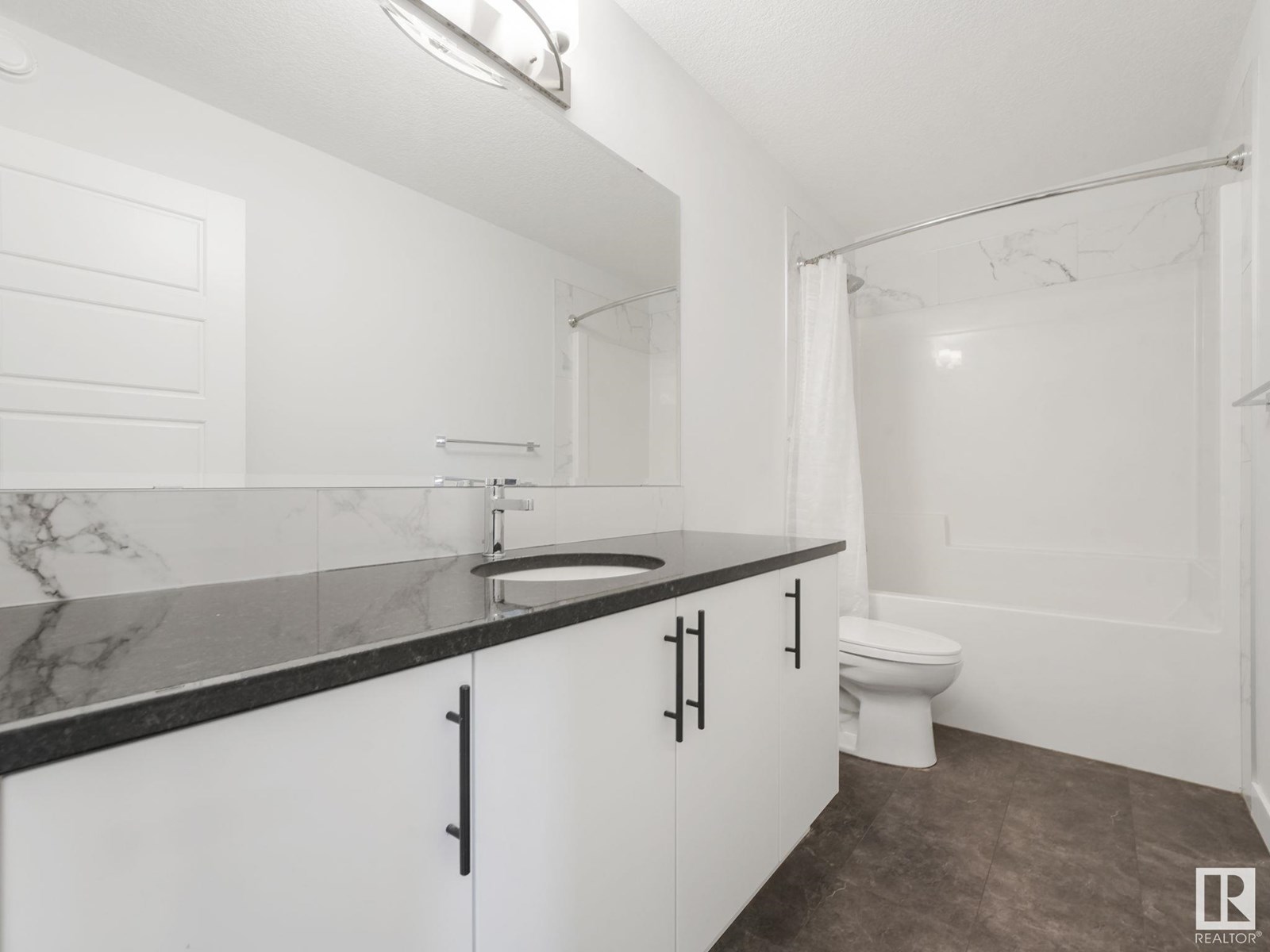 Photo 61 of 4879 Kinney Rd Sw, Edmonton AB