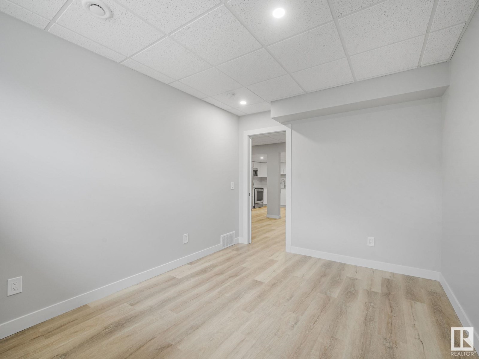 Photo 54 of 4879 Kinney Rd Sw, Edmonton AB