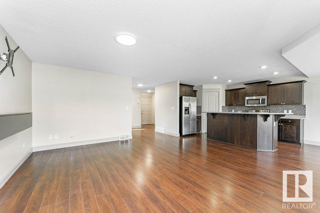 Photo 12 of 6116 10 Av Sw, Edmonton AB