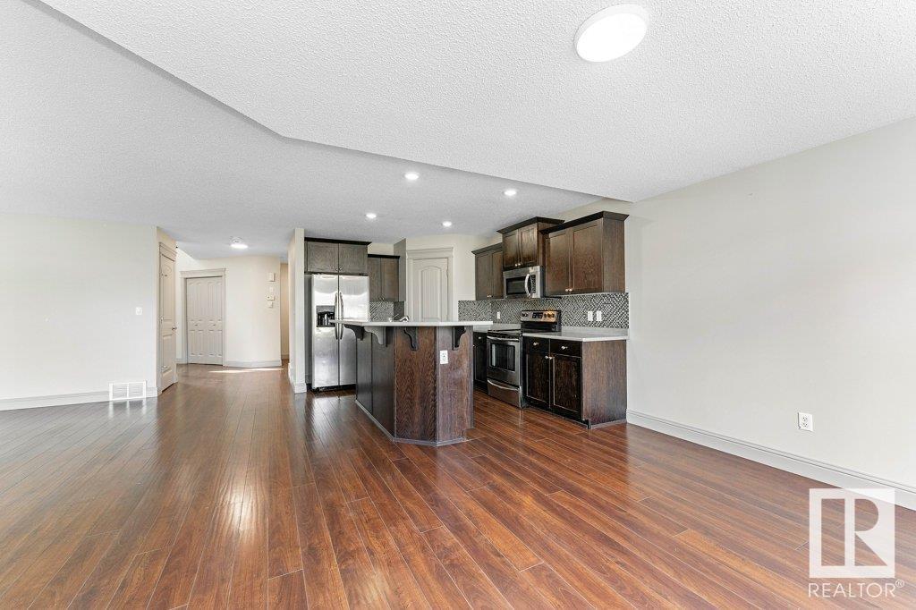 Photo 15 of 6116 10 Av Sw, Edmonton AB