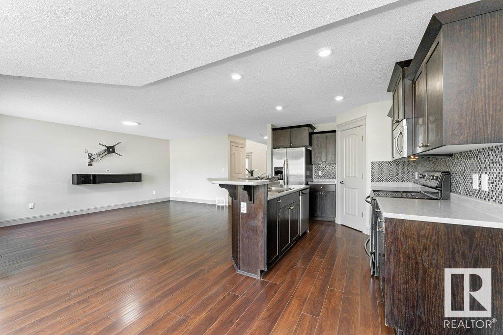 Photo 18 of 6116 10 Av Sw, Edmonton AB