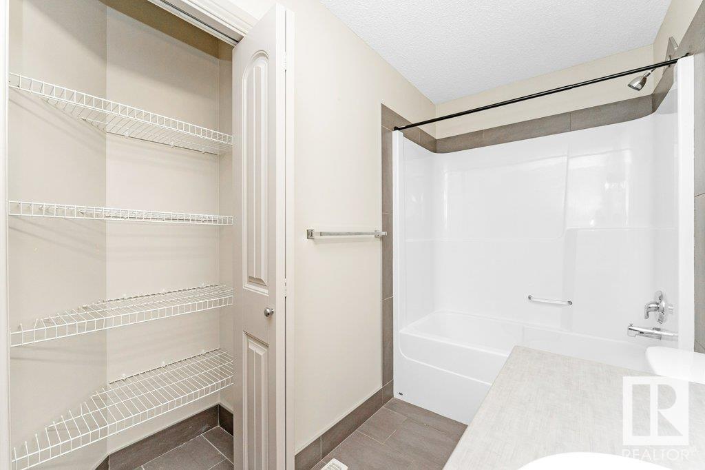 Photo 38 of 6116 10 Av Sw, Edmonton AB