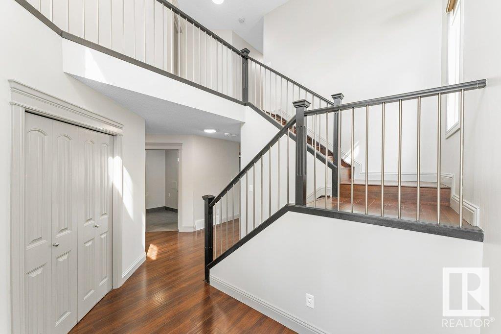 Photo 7 of 6116 10 Av Sw, Edmonton AB