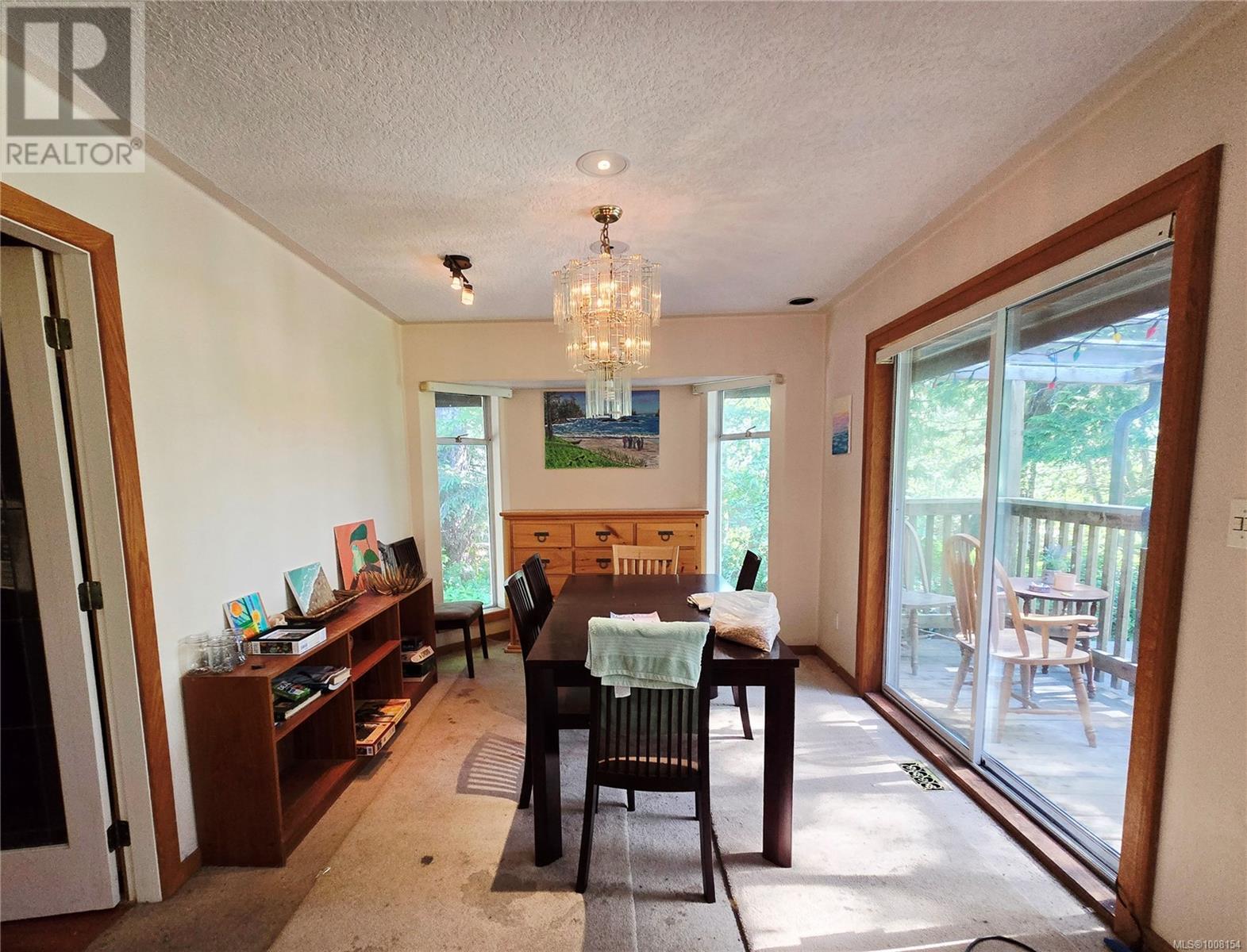 1294 Lynn Rd, Tofino