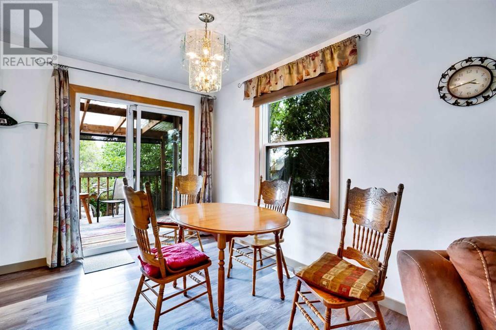 Single Family House Bi-level for Sale in  Rundleson Way NE Rundle Calgary 