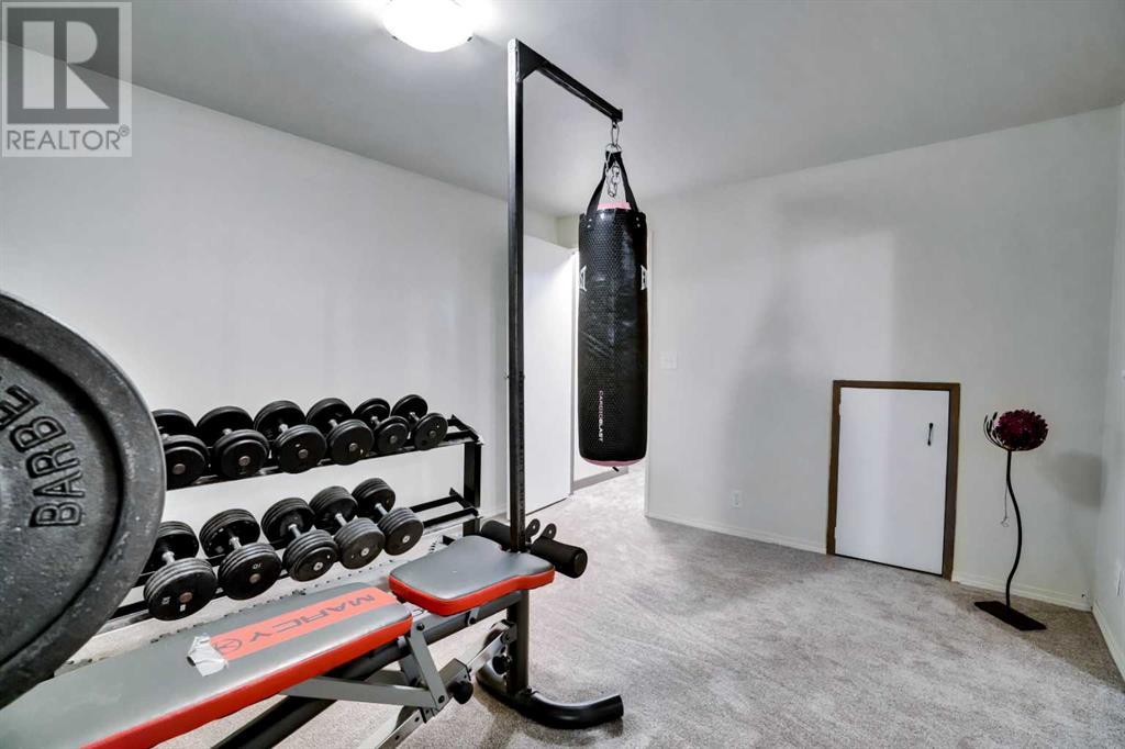 Single Family House Bi-level for Sale in  Rundleson Way NE Rundle Calgary 