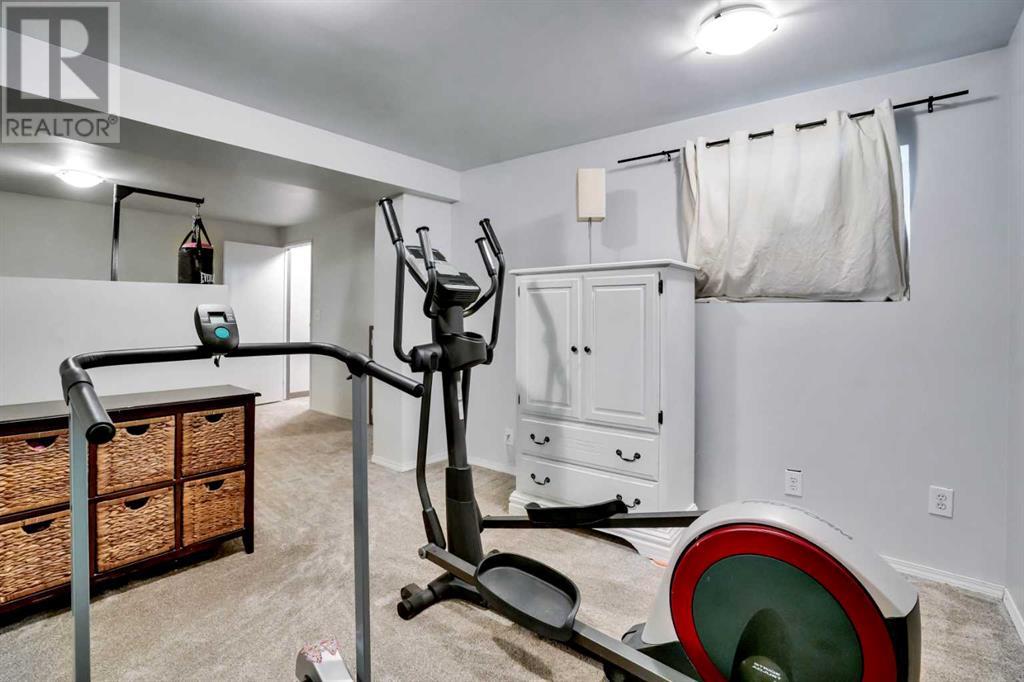 Single Family House Bi-level for Sale in  Rundleson Way NE Rundle Calgary 