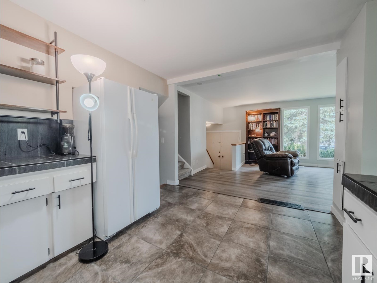 Photo 3 of 32 Garfield Cr, Sherwood Park AB