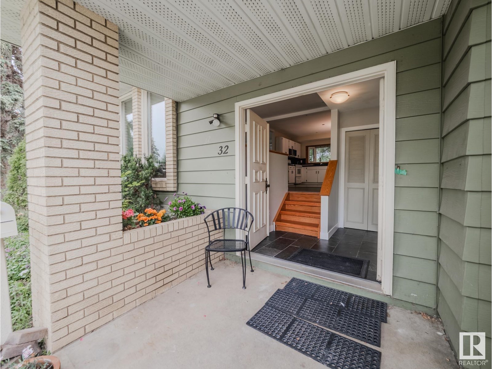 Photo 26 of 32 Garfield Cr, Sherwood Park AB