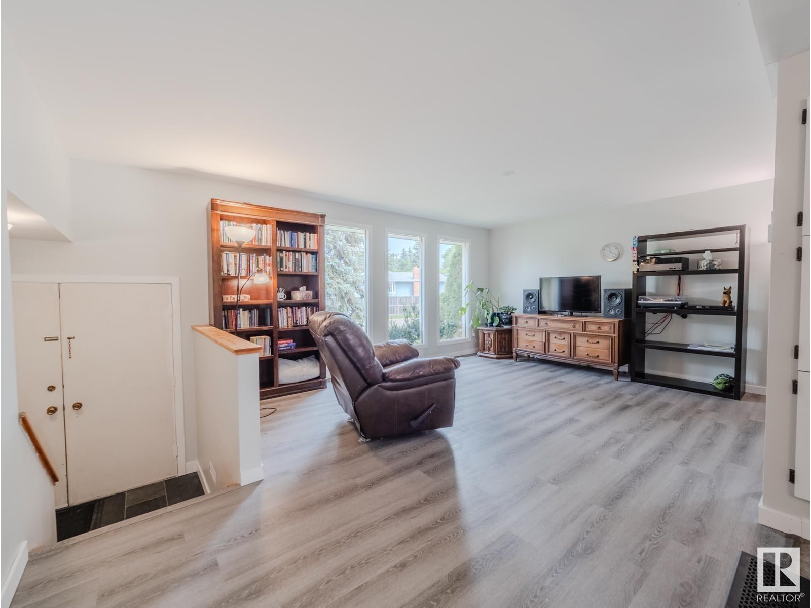 Photo 22 of 32 Garfield Cr, Sherwood Park AB