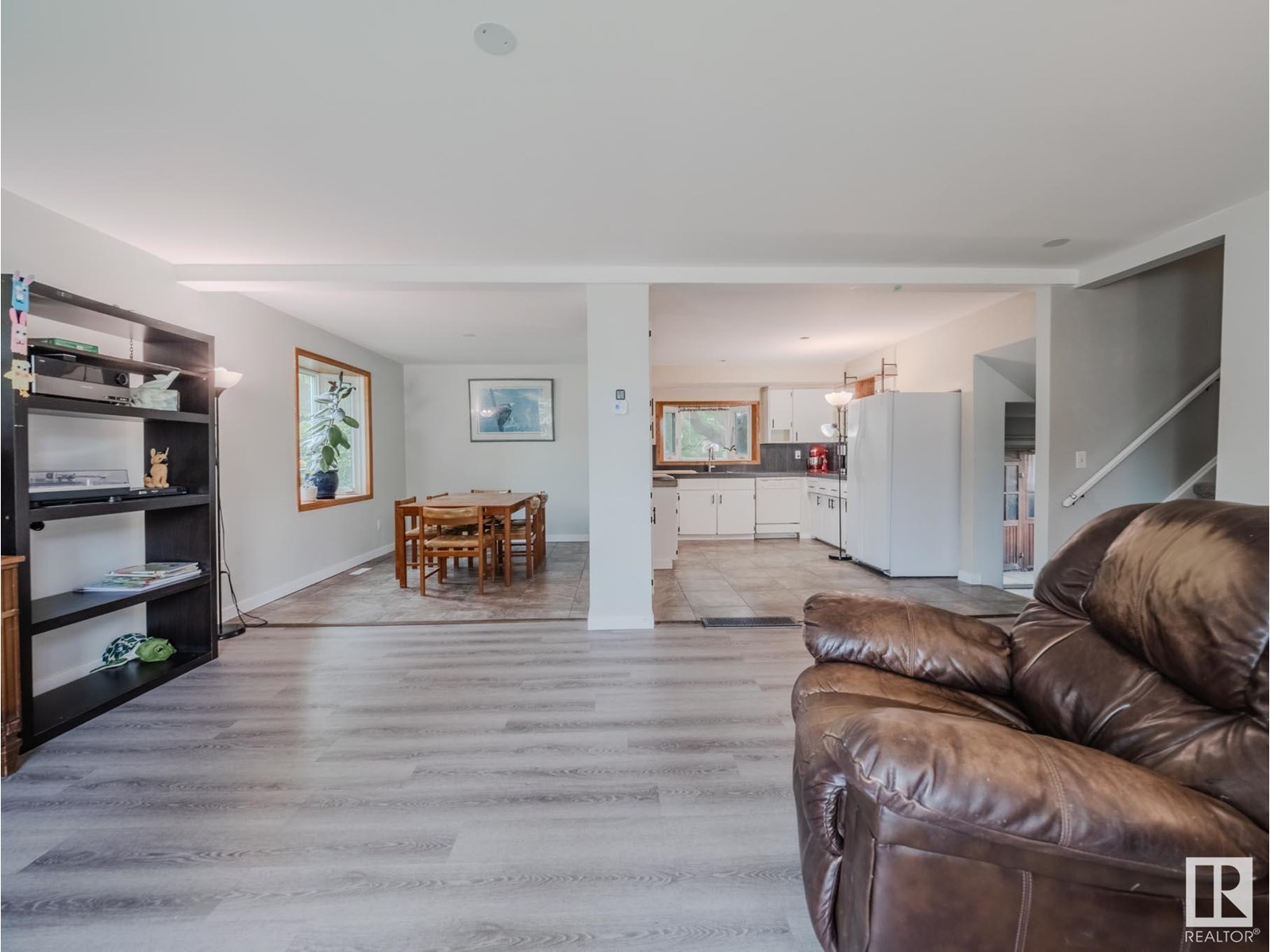Photo 8 of 32 Garfield Cr, Sherwood Park AB