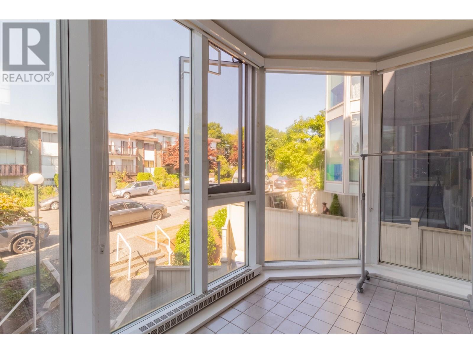 Photo 16 of 205 2238 Eton Street, Vancouver BC