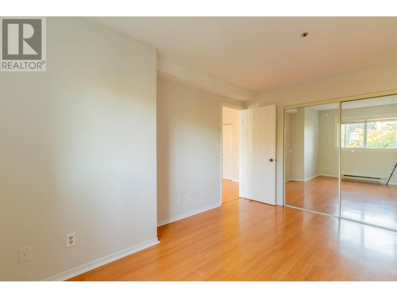Photo 11 of 205 2238 Eton Street, Vancouver BC
