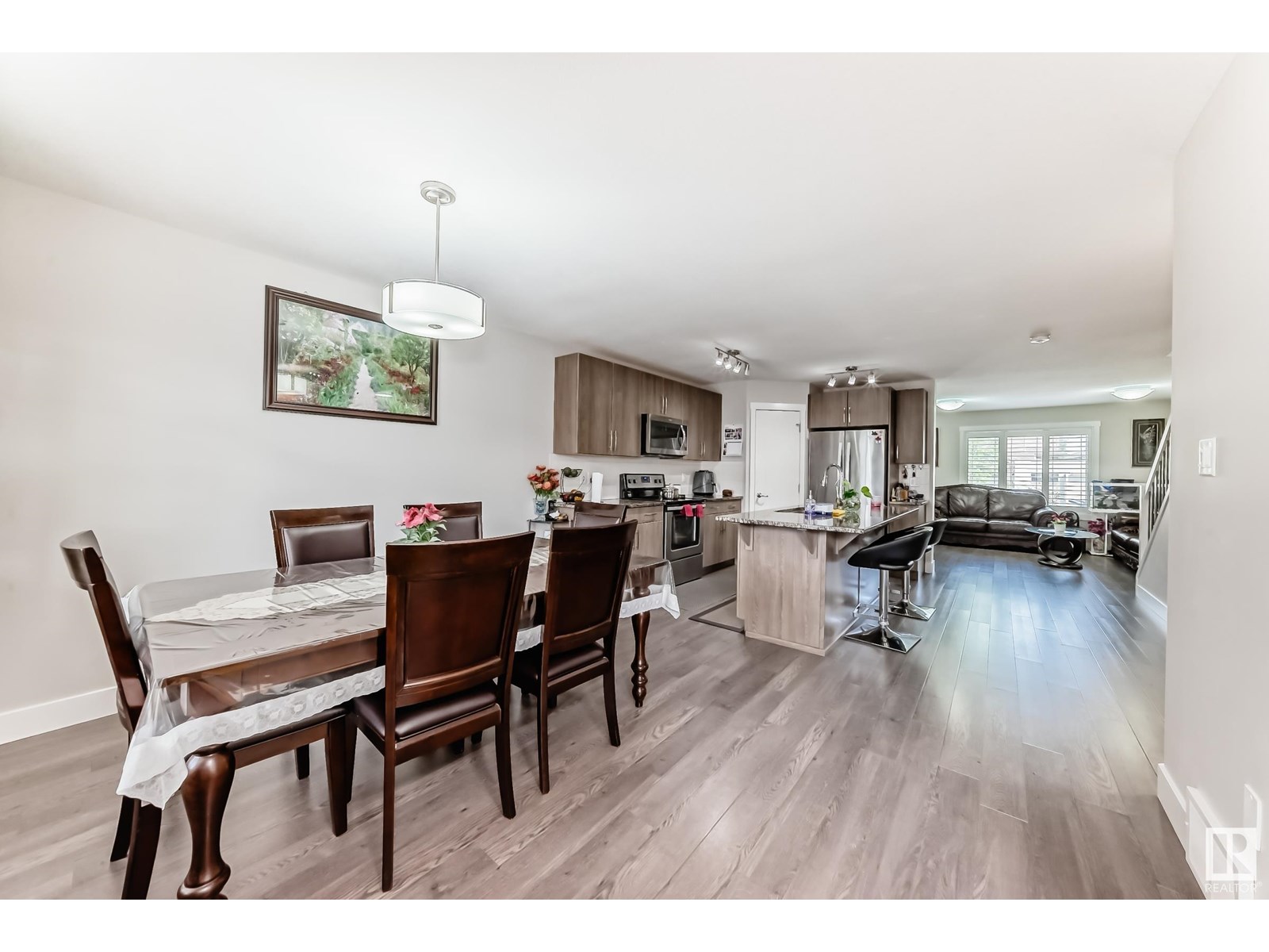 Photo 13 of 1532 21 St Nw, Edmonton AB