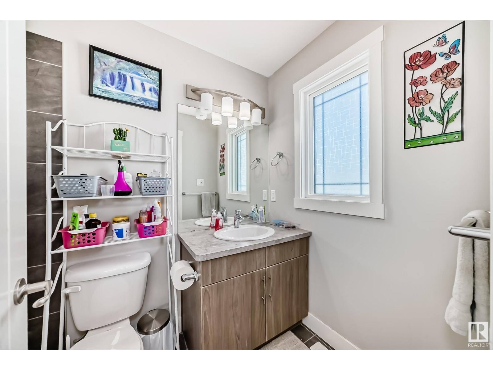 Photo 14 of 1532 21 St Nw, Edmonton AB