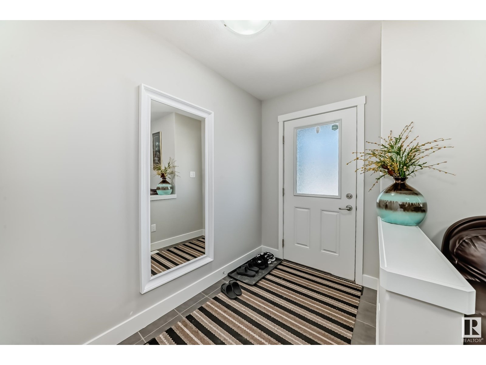 Photo 4 of 1532 21 St Nw, Edmonton AB