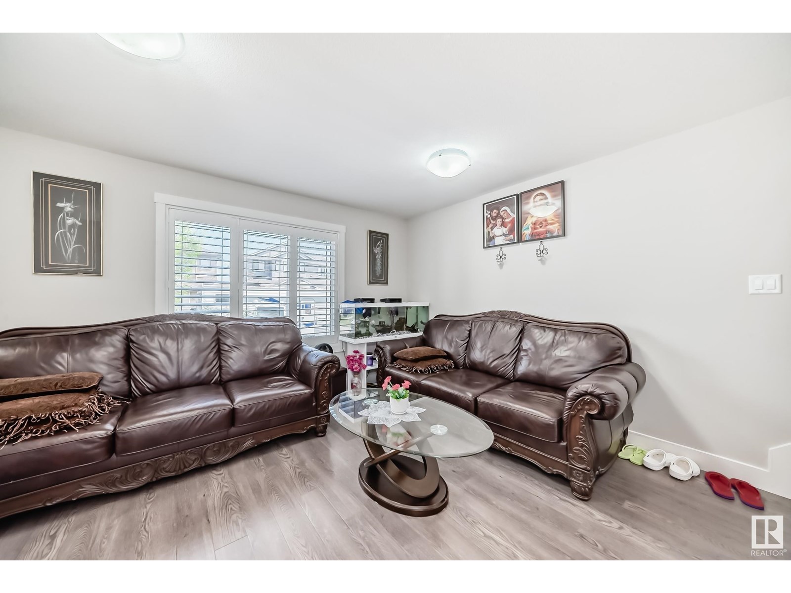 Photo 7 of 1532 21 St Nw, Edmonton AB