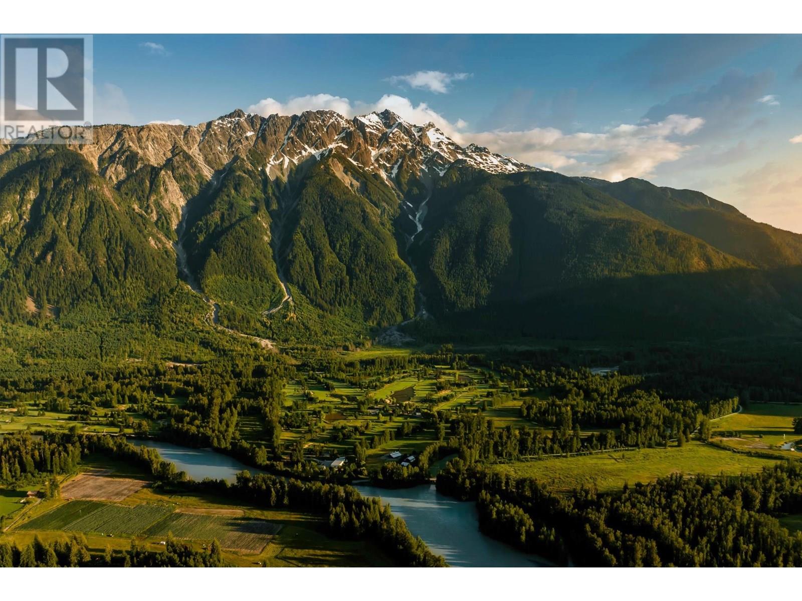 7634 SEVEN O'CLOCK DRIVE, Pemberton
