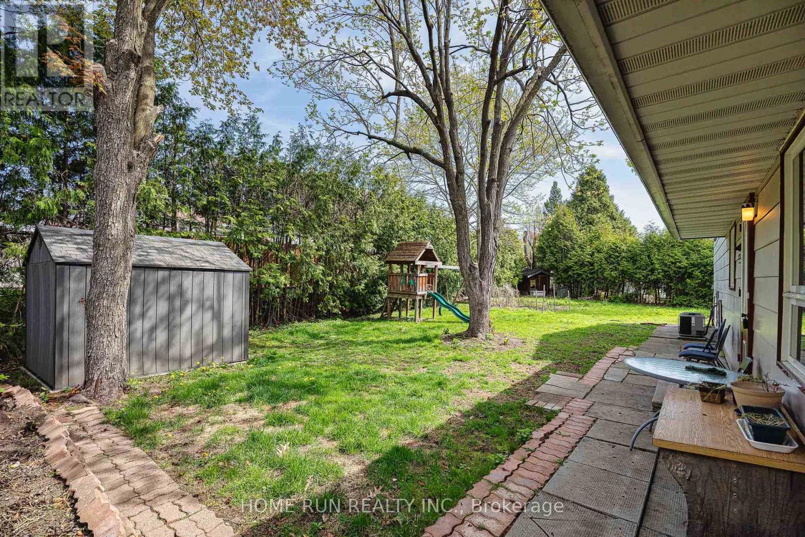 Photo 19 of 9 Button Court, Ottawa ON