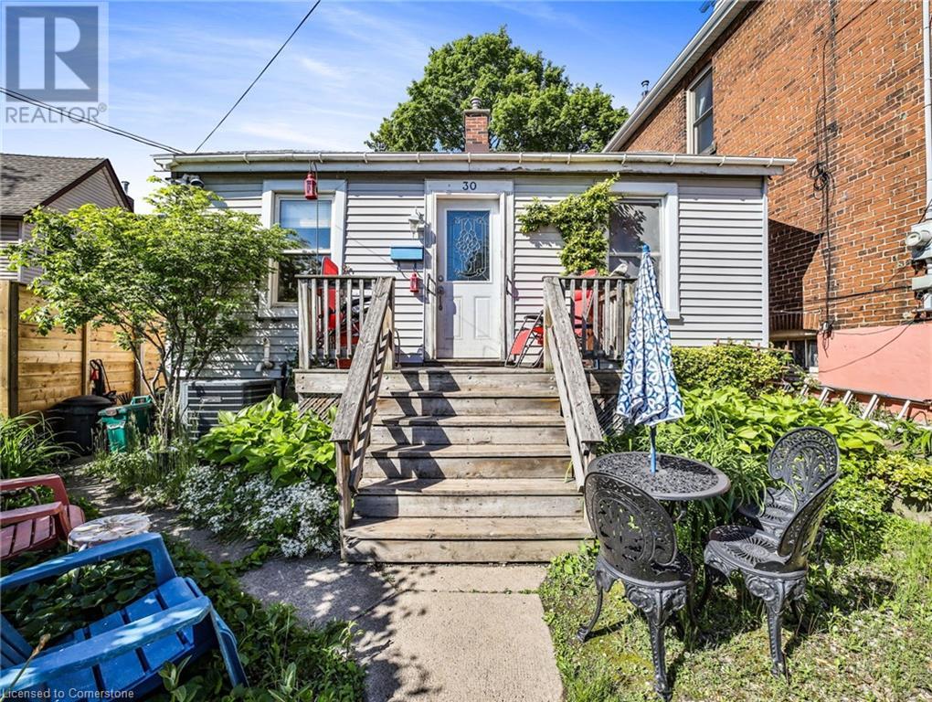 Photo 2 of 30 Lochearne Street, Hamilton ON