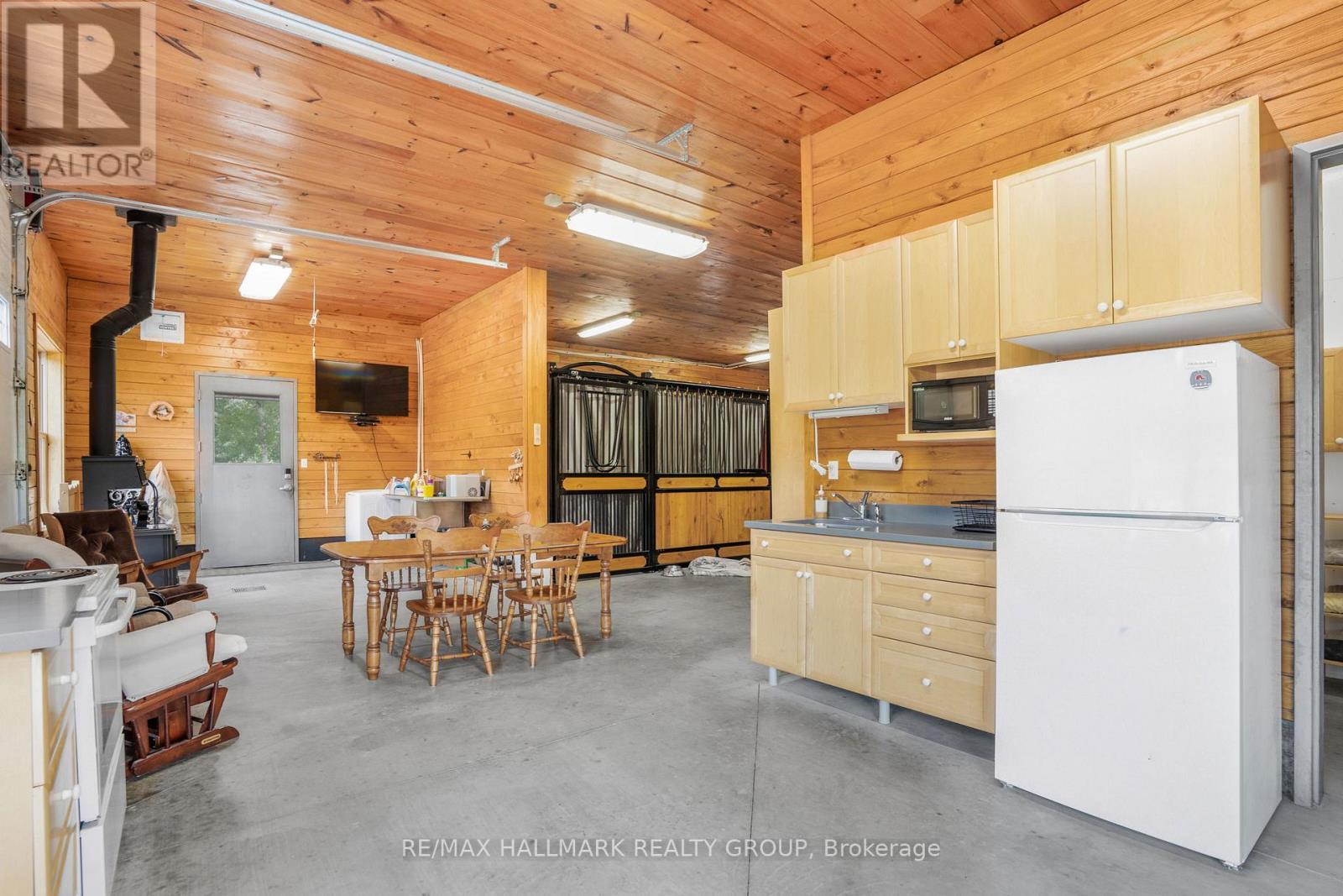 Photo 20 of 197 Boundary Road, Alfred And Plantagenet ON