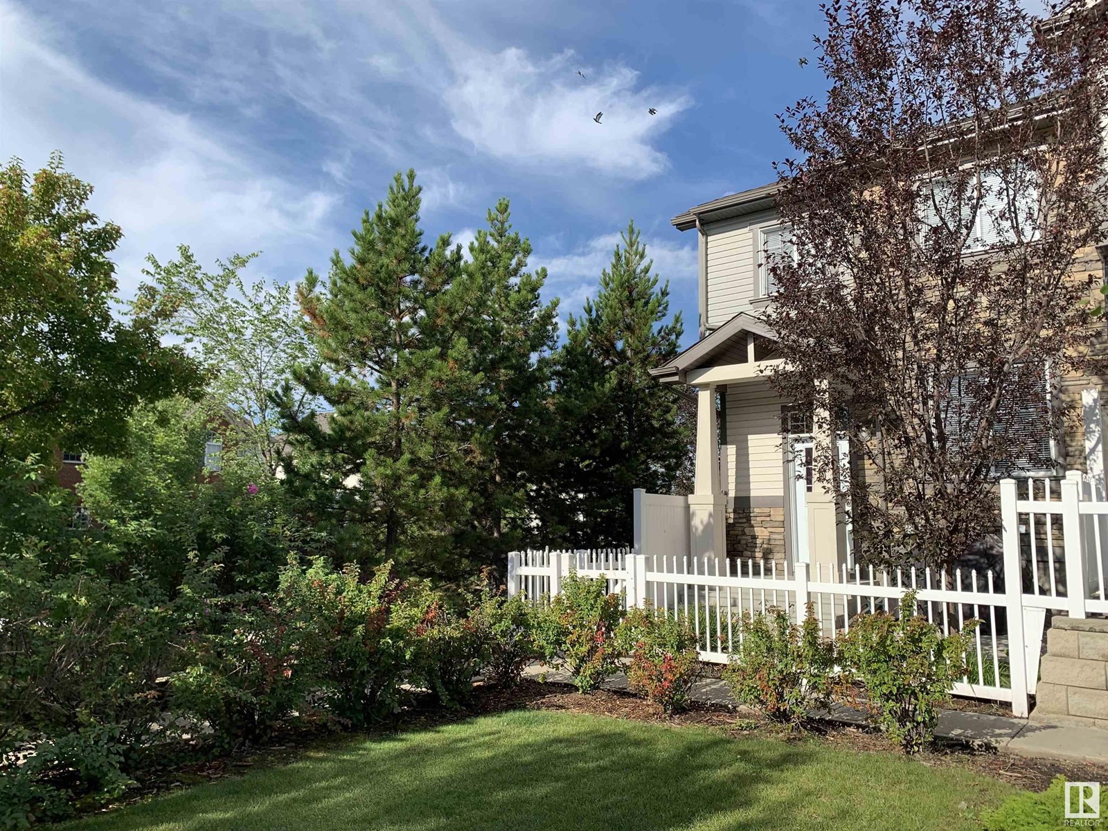 Photo 3 of 20 4850 Terwillegar Common Nw, Edmonton AB