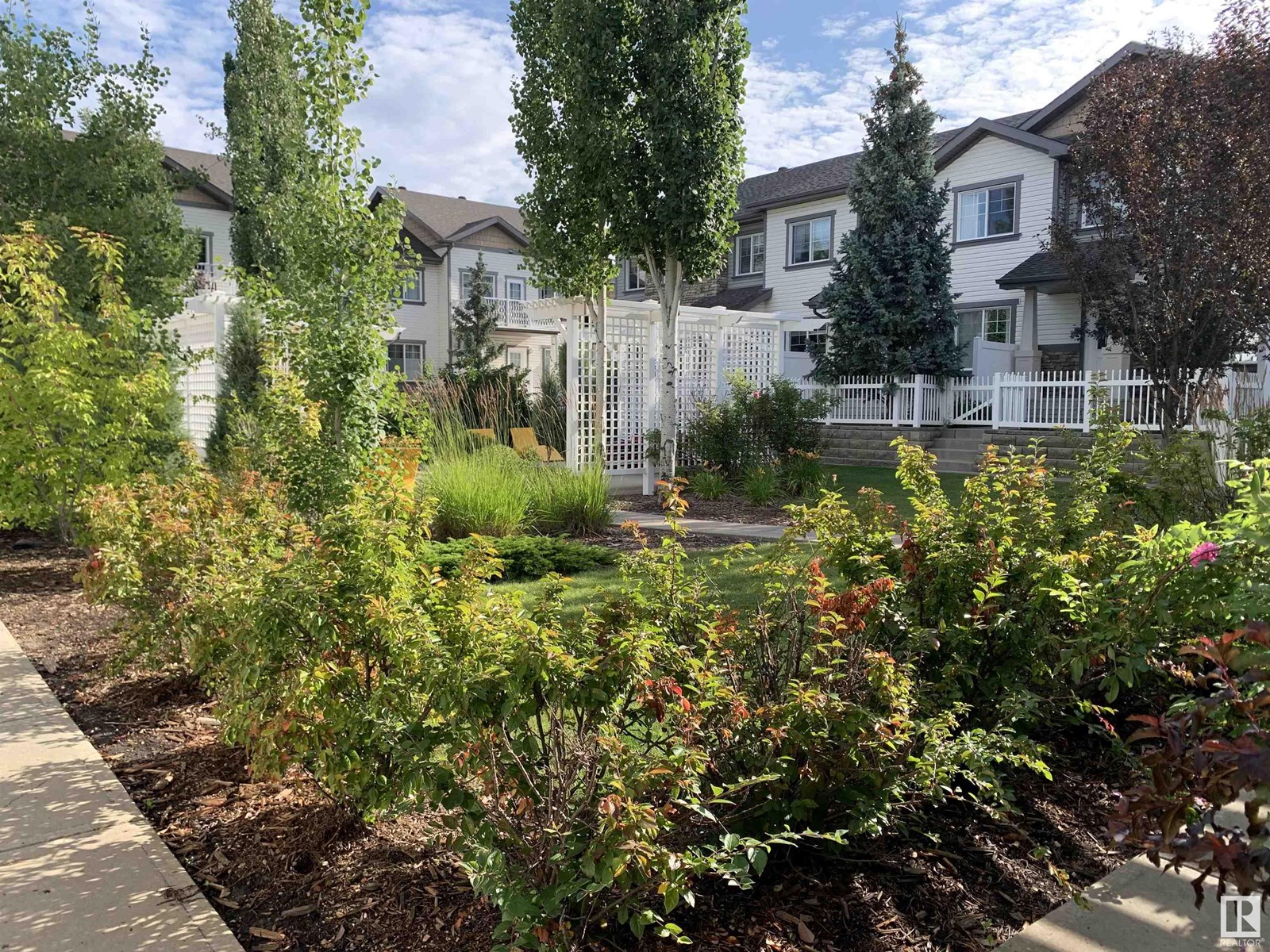Photo 6 of 20 4850 Terwillegar Common Nw, Edmonton AB
