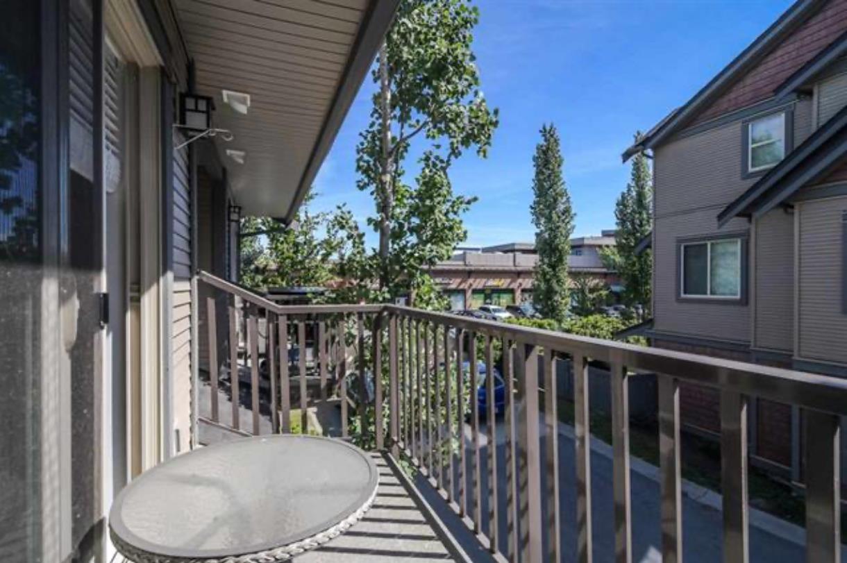 Photo 6 of 23 7121 192 Street, Surrey BC