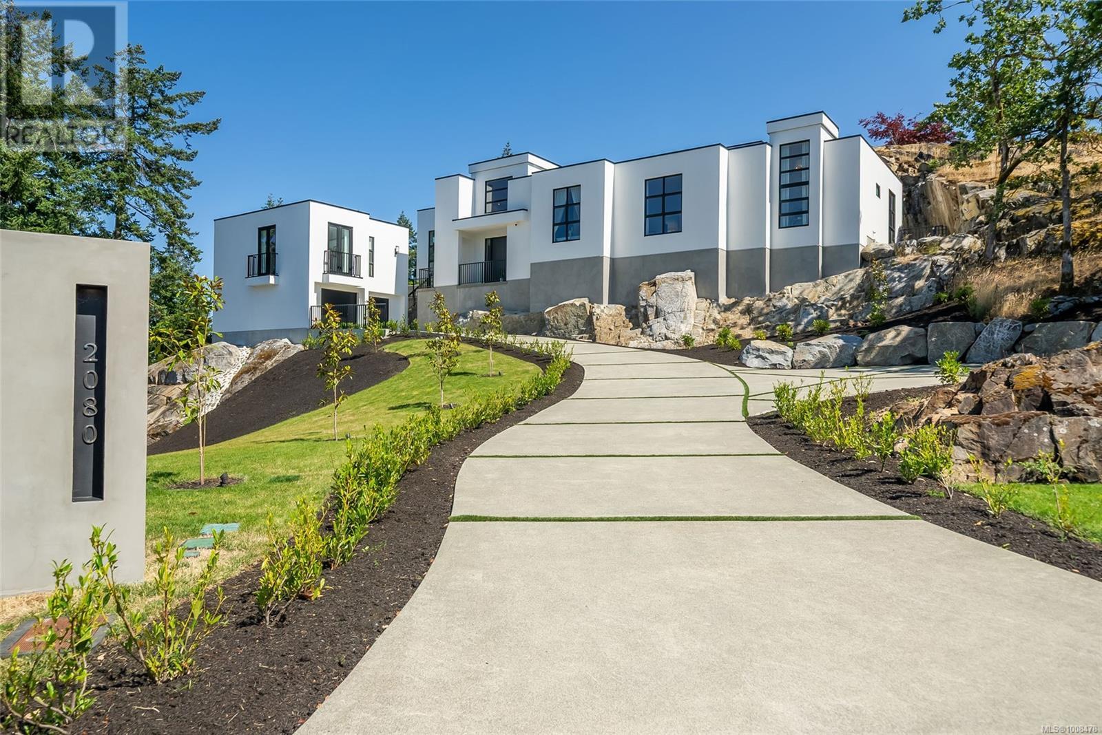 Photo 1 of 2080 Rolston Pl, Nanoose Bay BC