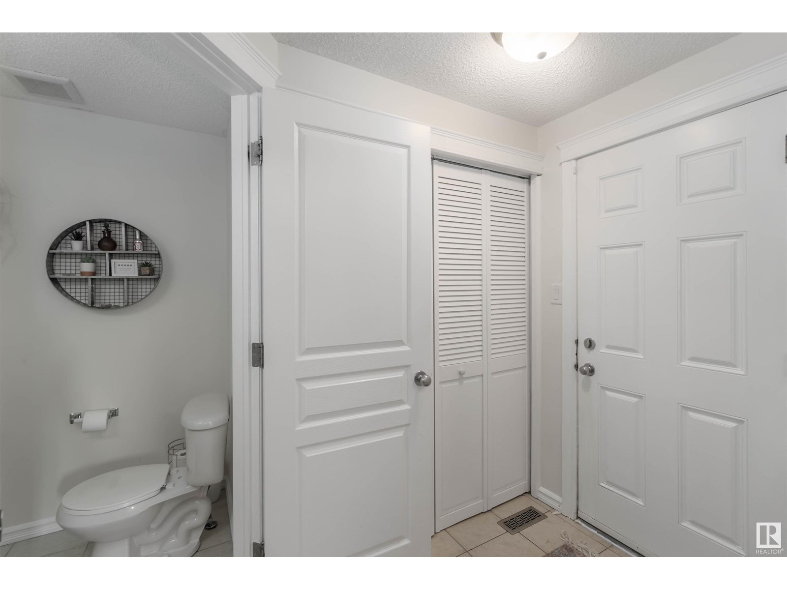 Photo 22 of 8403 179 Av Nw, Edmonton AB