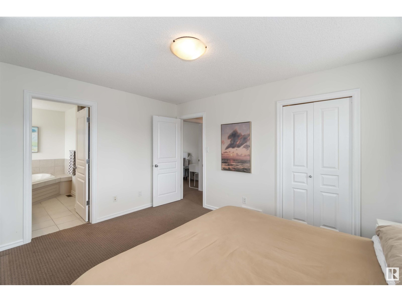 Photo 40 of 8403 179 Av Nw, Edmonton AB