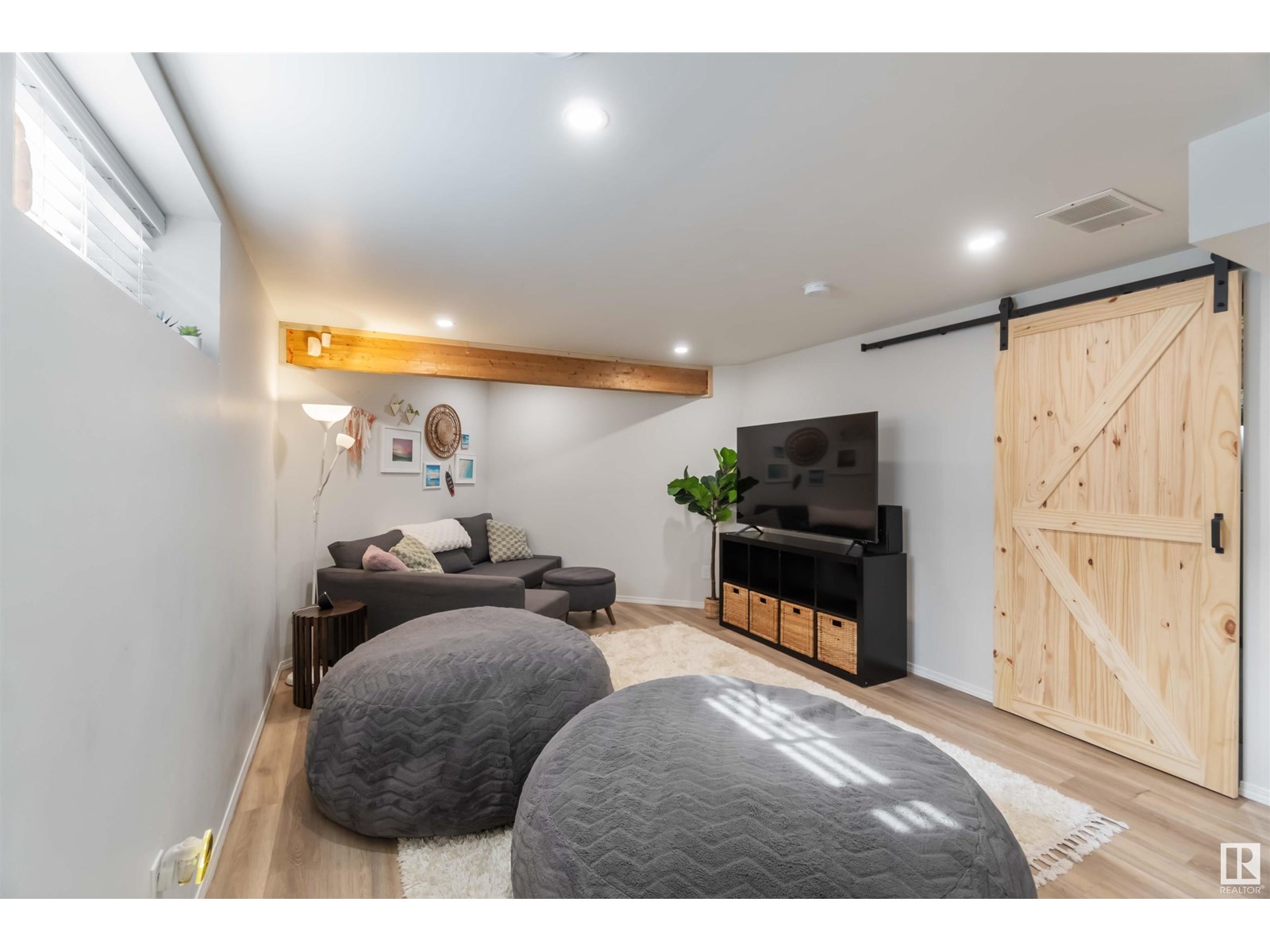 Photo 45 of 8403 179 Av Nw, Edmonton AB