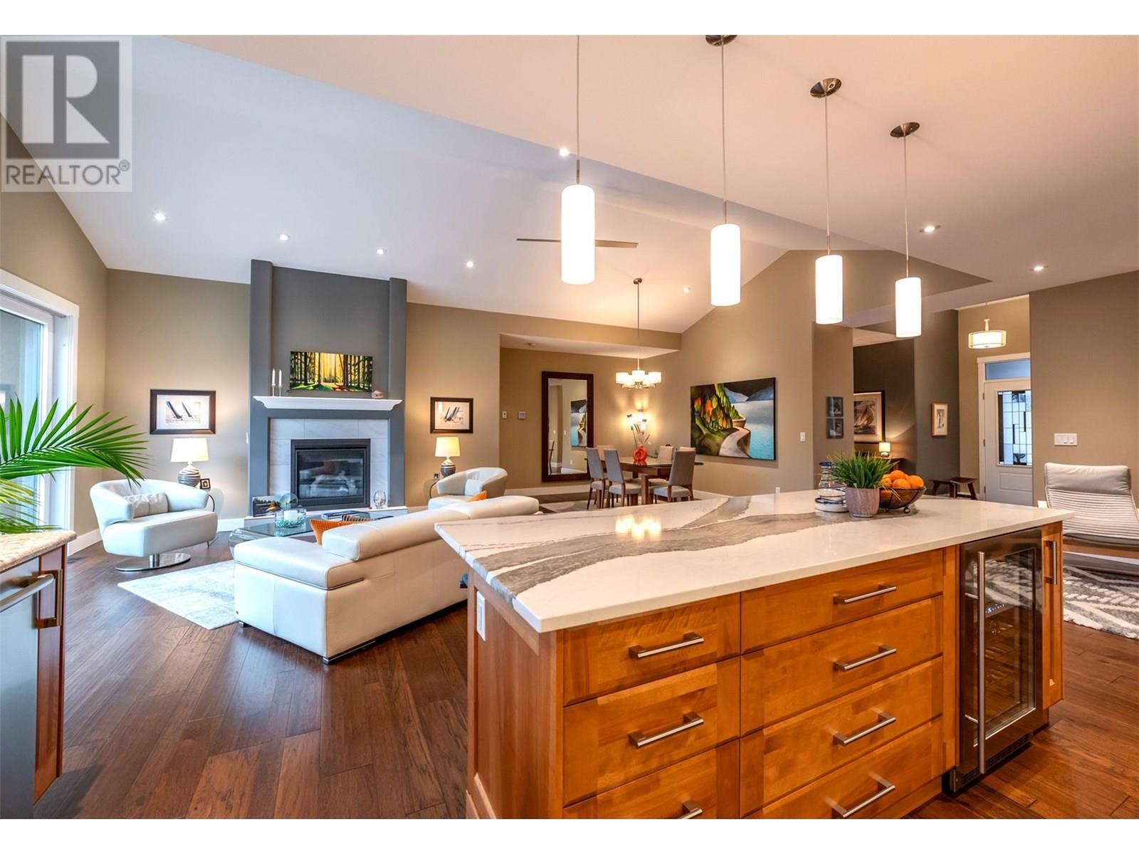 29 6833 Meadows Drive, Oliver