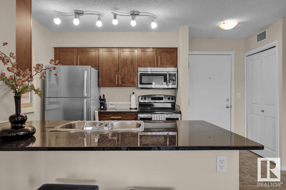 Photo 15 of 206 5370 Chappelle Rd Sw, Edmonton AB
