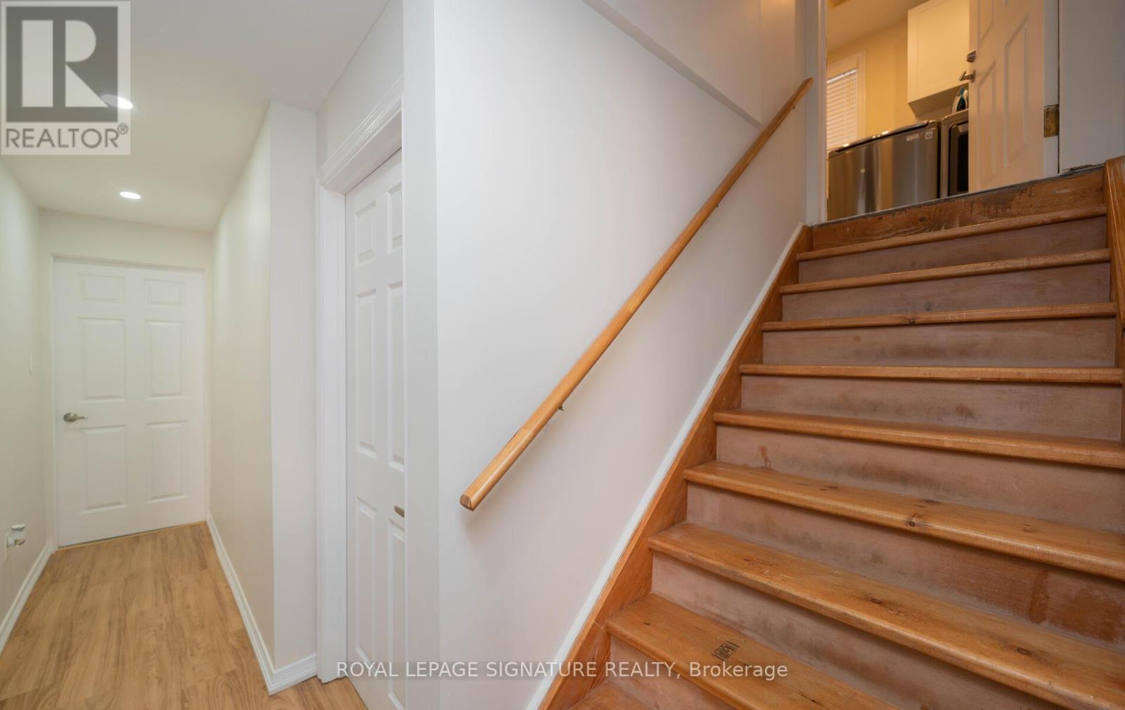 Photo 6 of Bsmt 92 Beckett Crescent E, Clarington ON