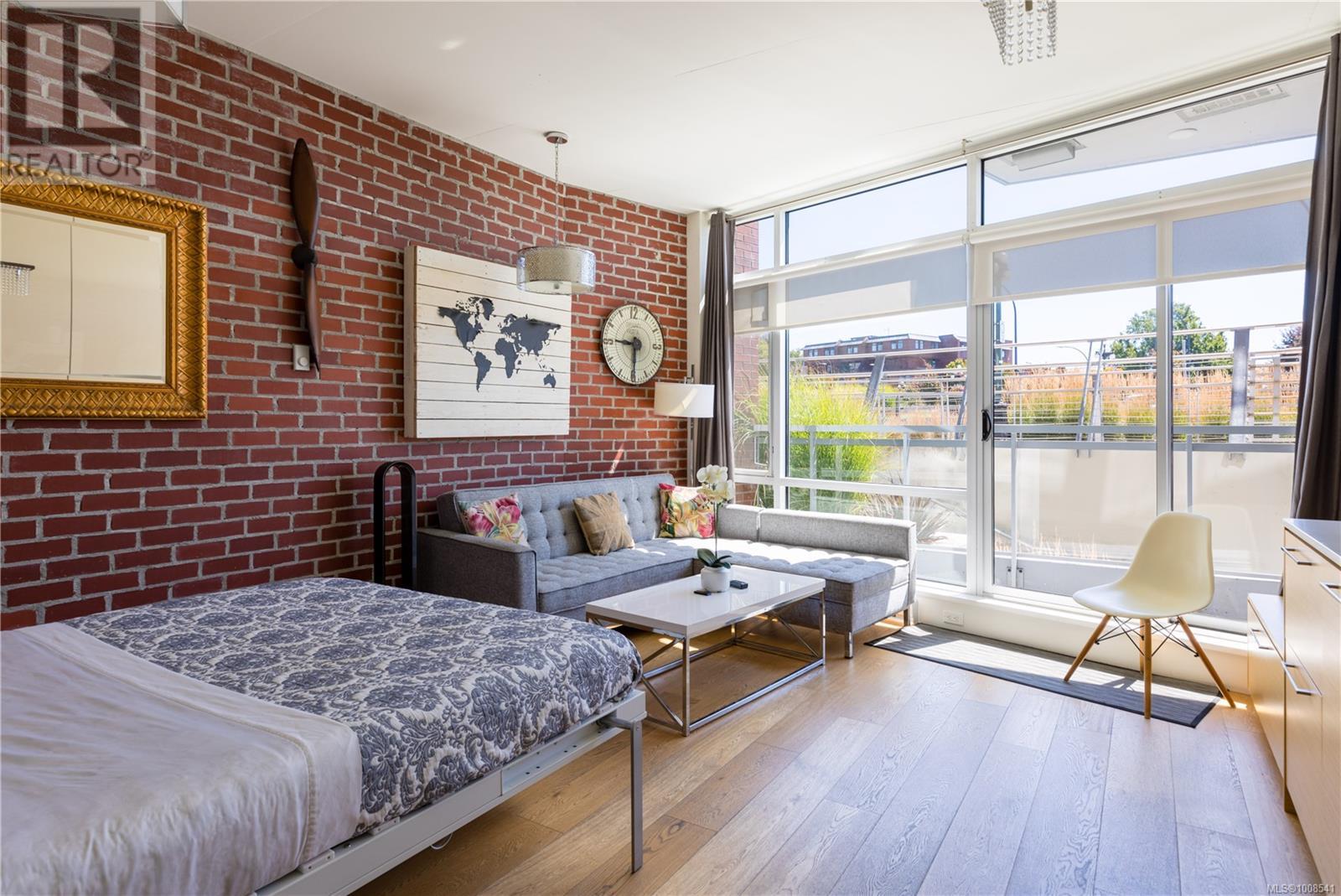 M11 456 Pandora Avenue, Victoria