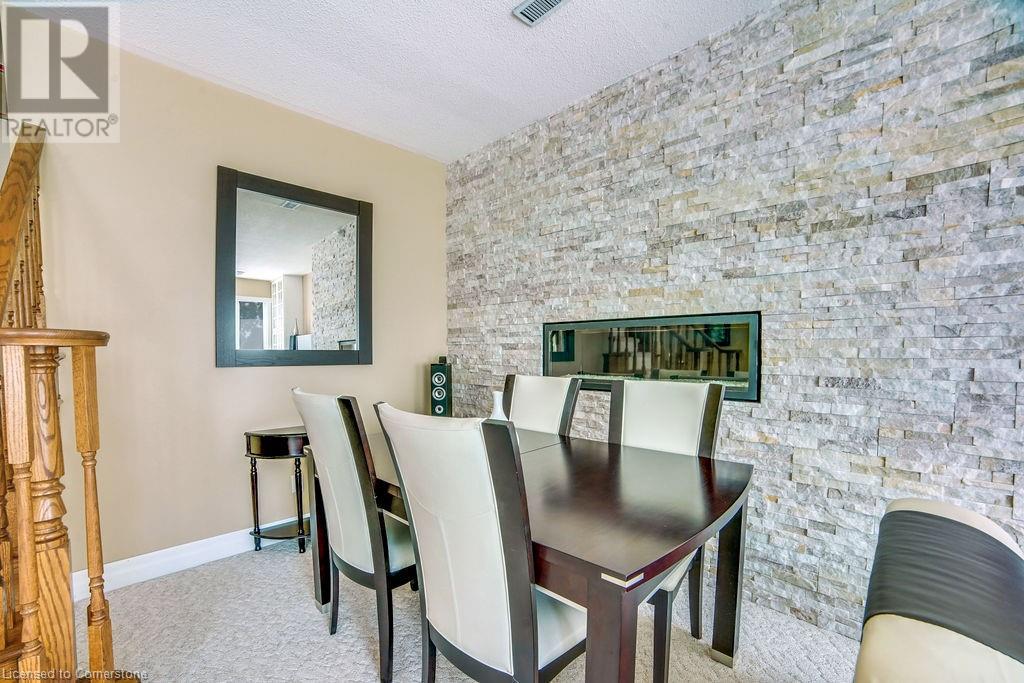 Photo 21 of 9 Lamb Court, Caledonia ON