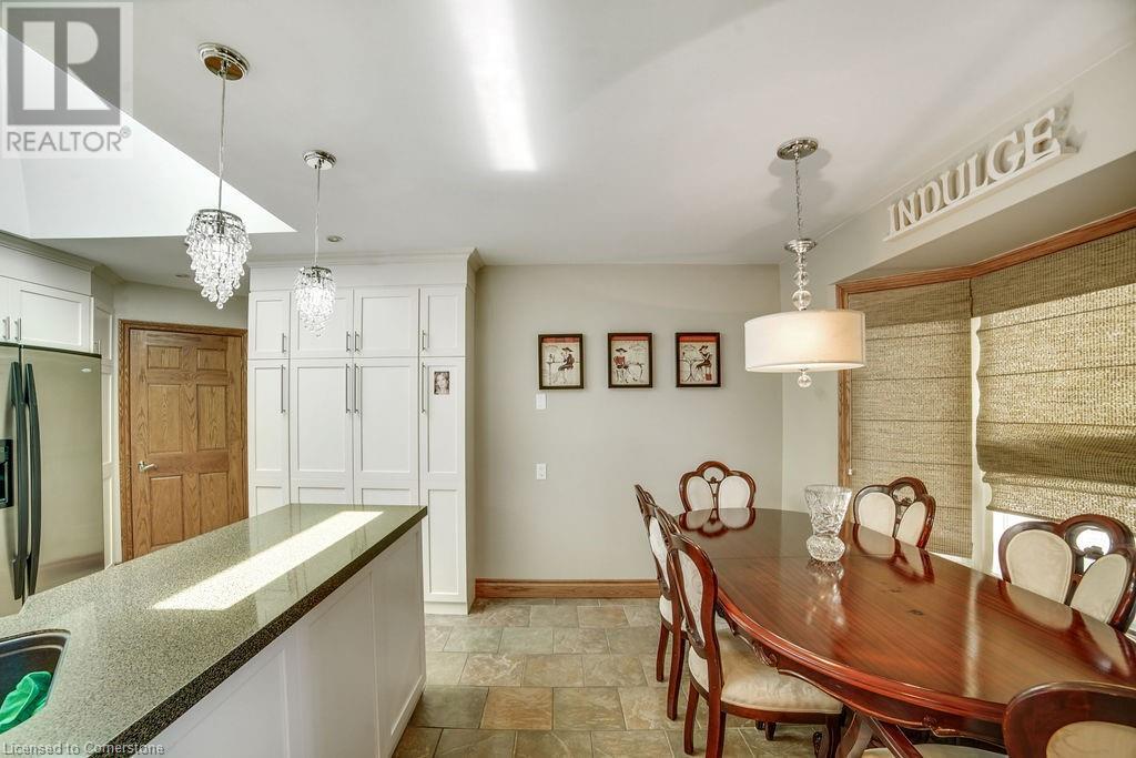 Photo 16 of 9 Lamb Court, Caledonia ON