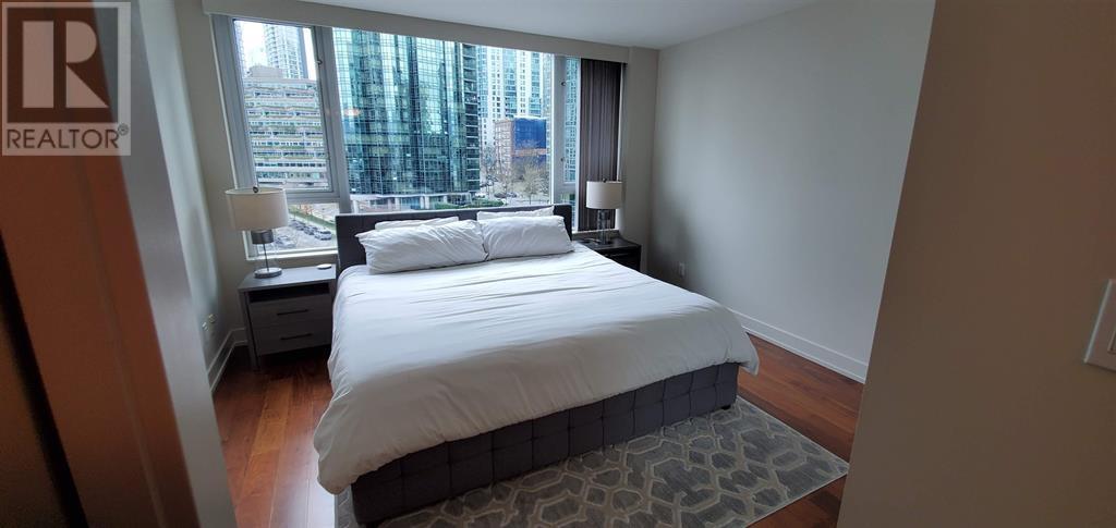 Photo 14 of 704 499 Broughton Street, Vancouver BC