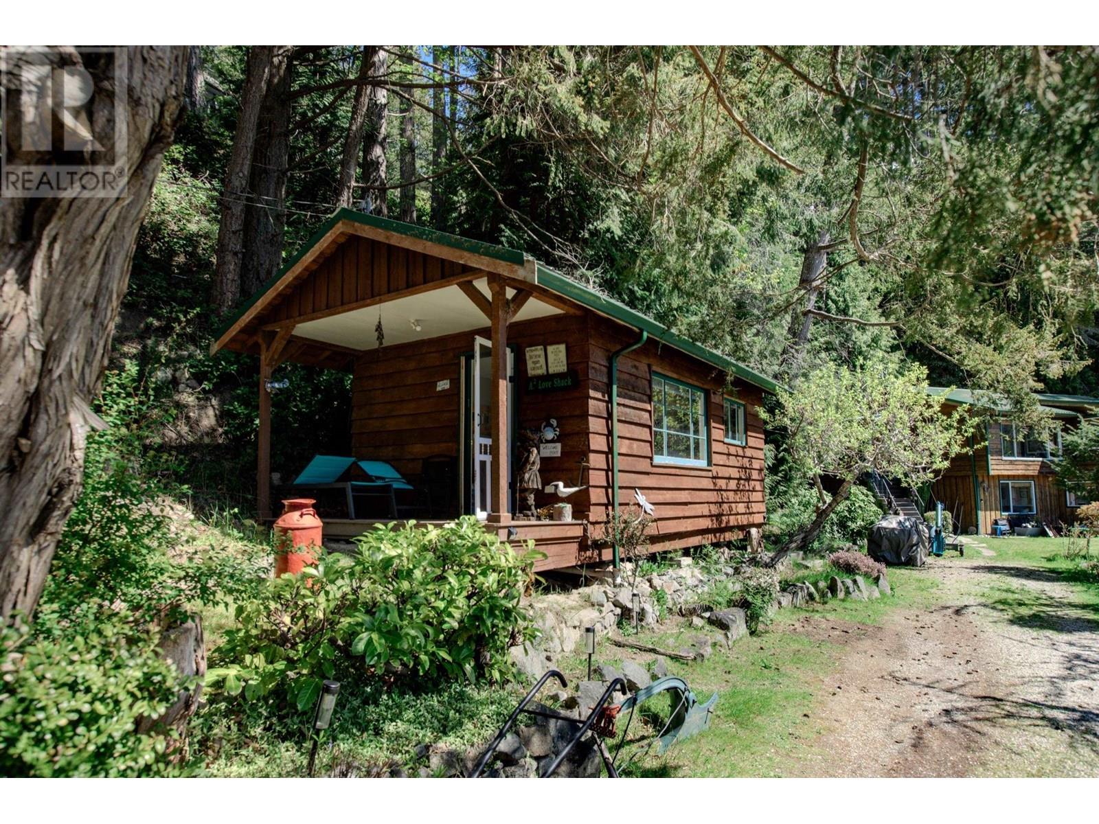 5446 SECRET COVE ROAD, Halfmoon Bay