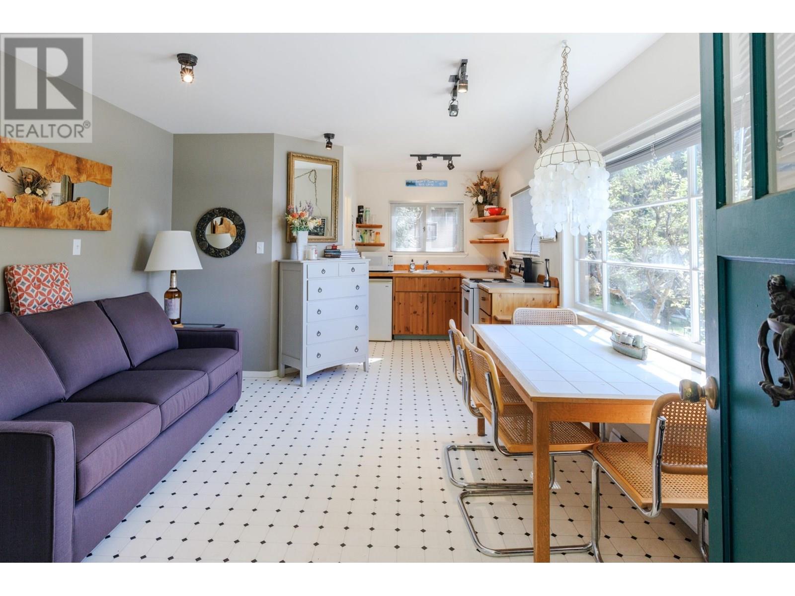 5446 SECRET COVE ROAD, Halfmoon Bay