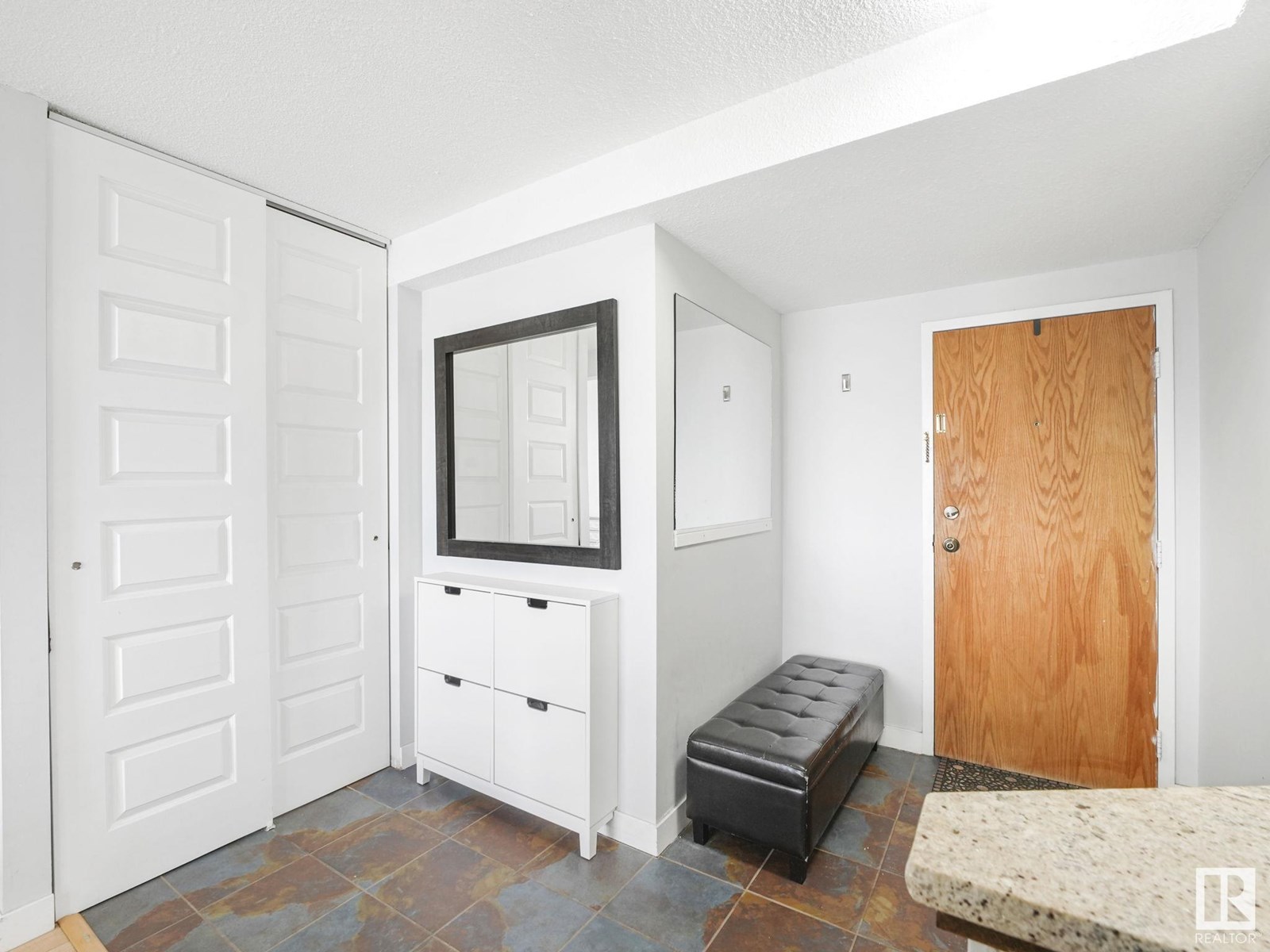 Photo 26 of Ph 4 9028 Jasper Av Nw, Edmonton AB
