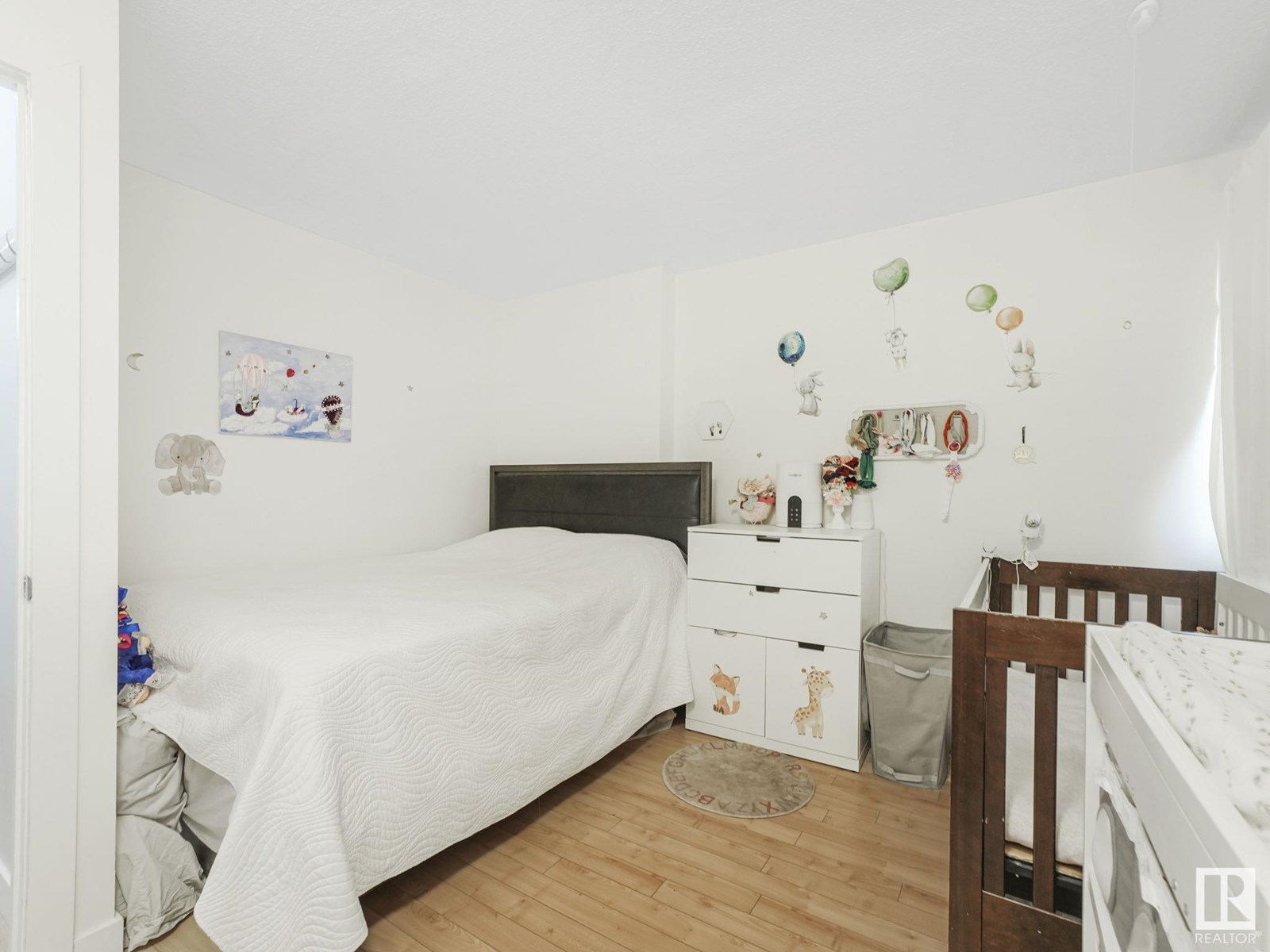 Photo 56 of Ph 4 9028 Jasper Av Nw, Edmonton AB