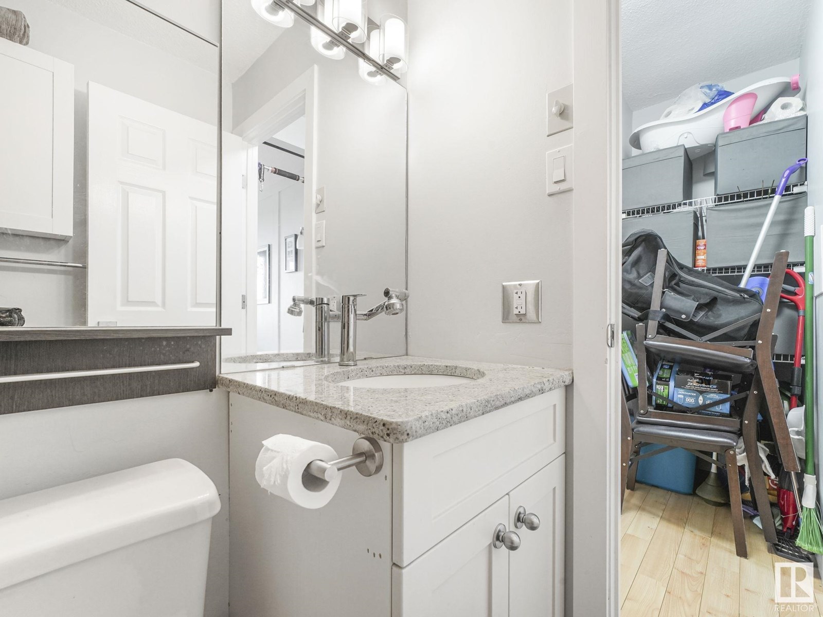 Photo 61 of Ph 4 9028 Jasper Av Nw, Edmonton AB