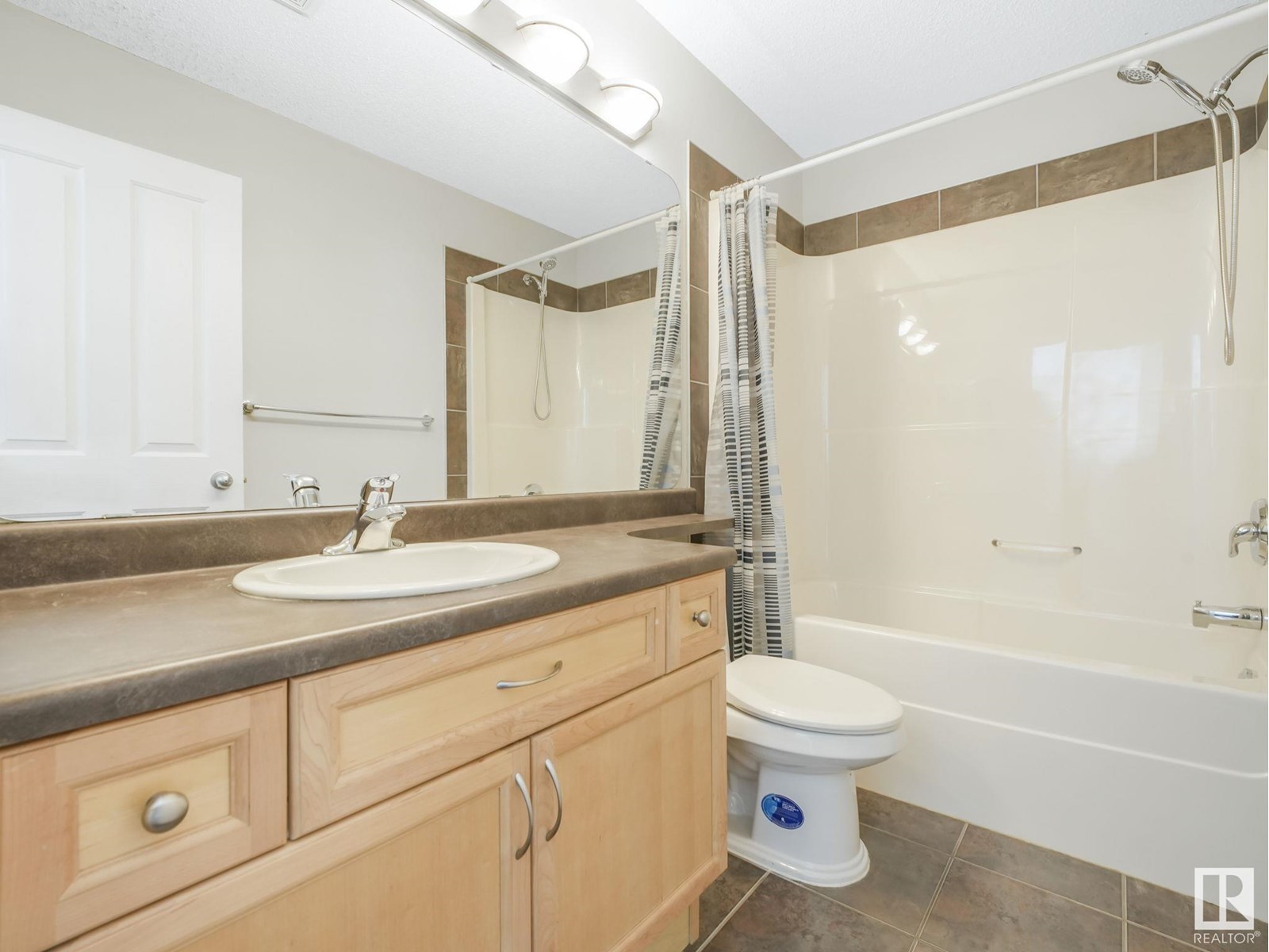 Photo 23 of 7804 5 Av Sw, Edmonton AB