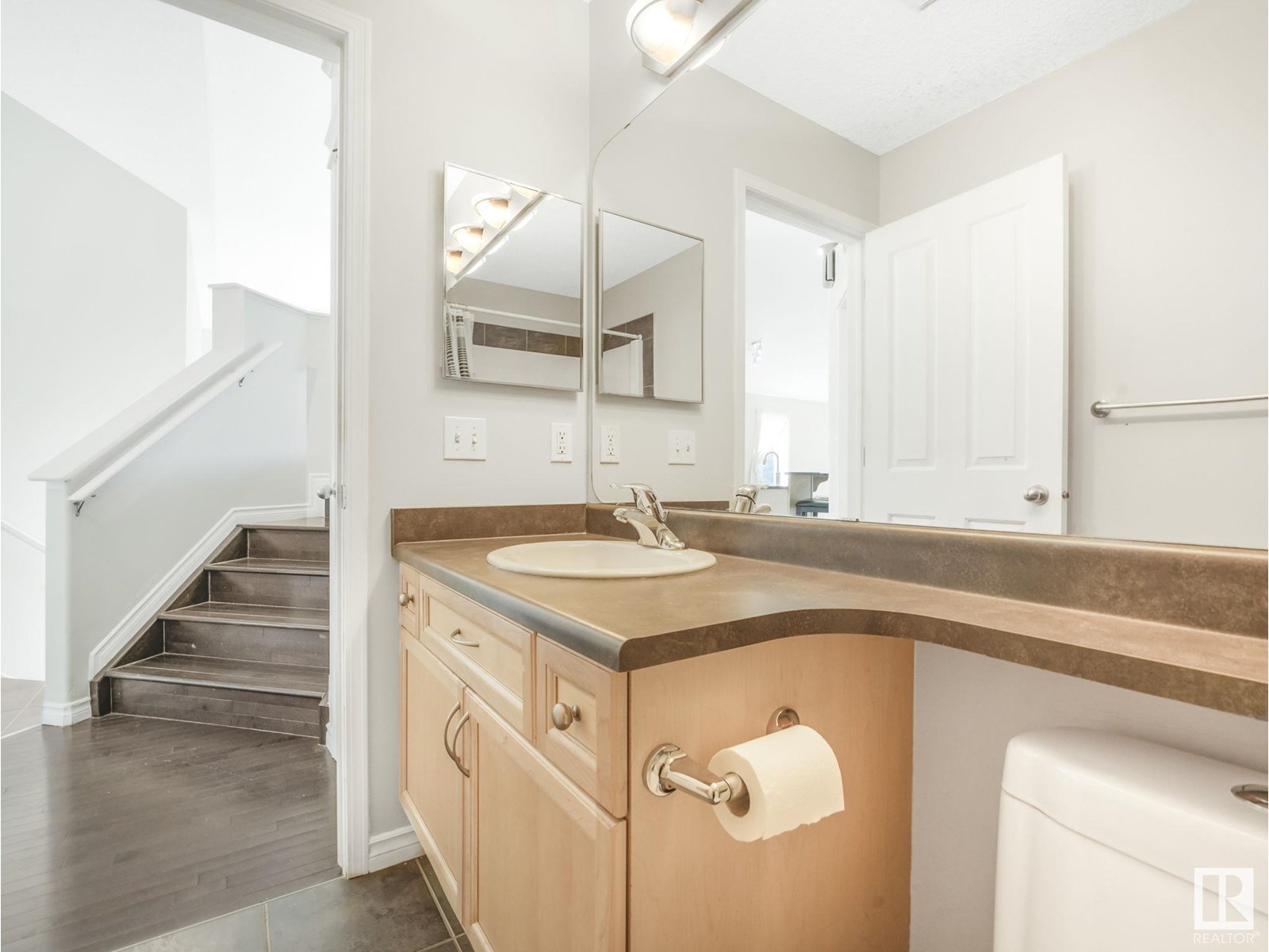 Photo 17 of 7804 5 Av Sw, Edmonton AB
