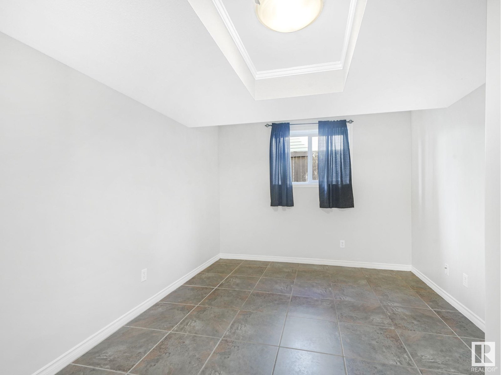 Photo 18 of 7804 5 Av Sw, Edmonton AB