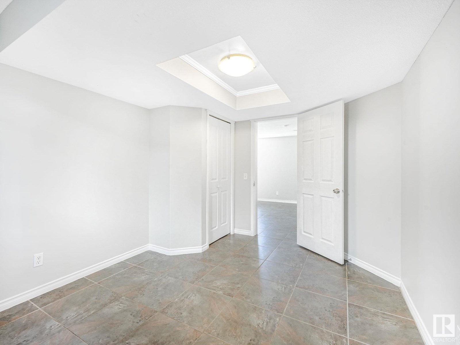 Photo 52 of 7804 5 Av Sw, Edmonton AB