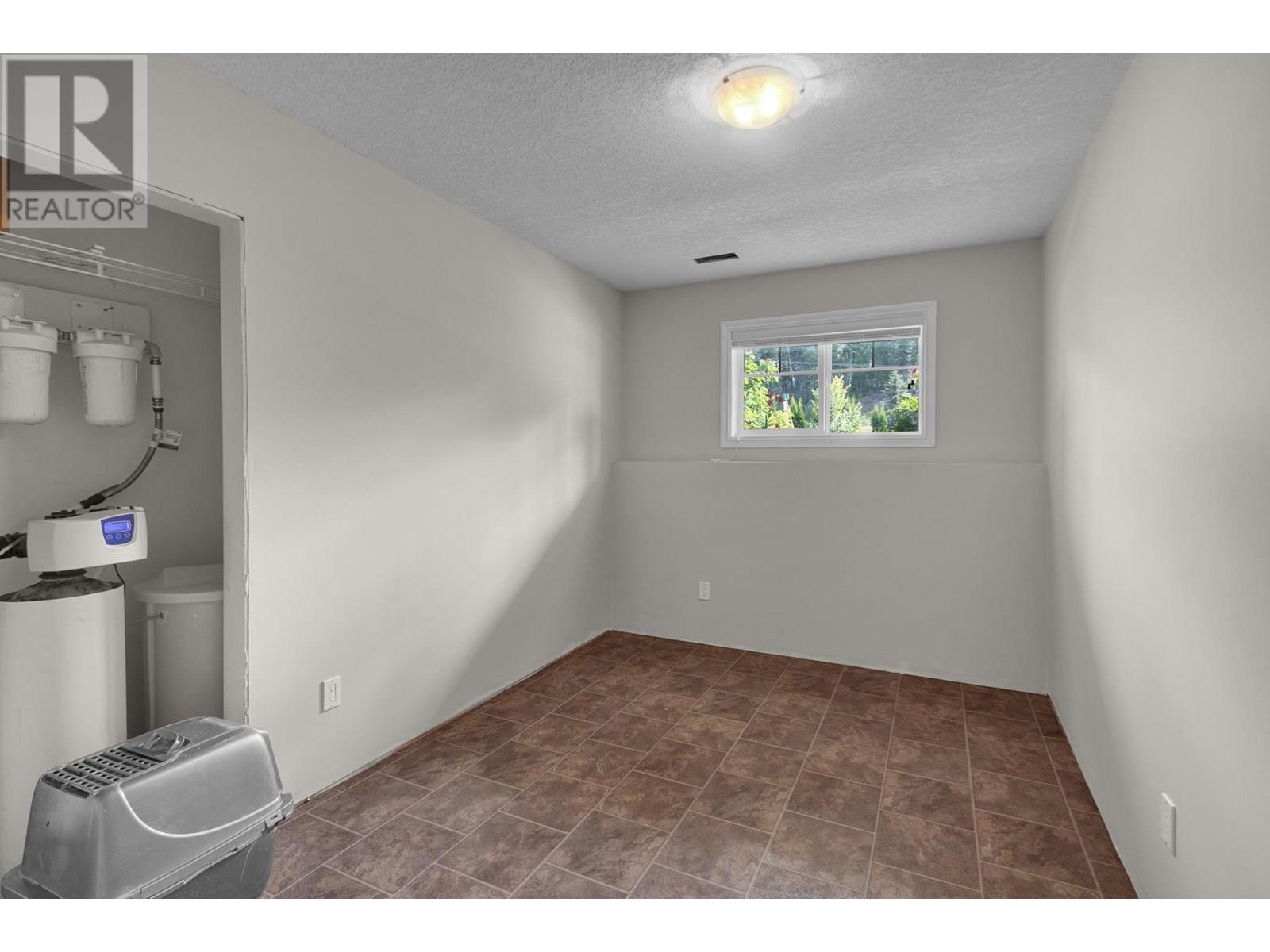 Photo 12 of 1638 Fraser Flats Road, Prince George BC